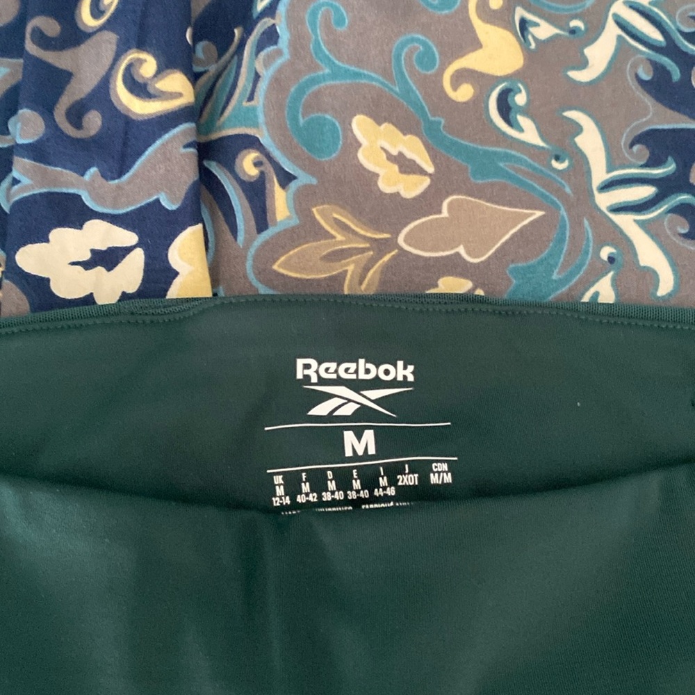 Forrest Green Reebok 2piece leggings with crop top sweatshirt